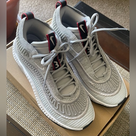 NIKE COSMIC UNITY 3 - Picture 4 of 9